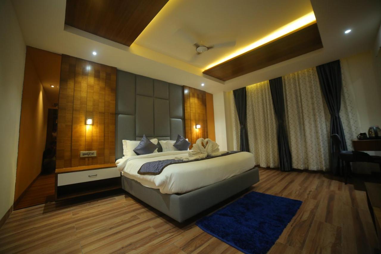 Sree Fortune Grand, Tadepalli Hotel Tadepalle Buitenkant foto