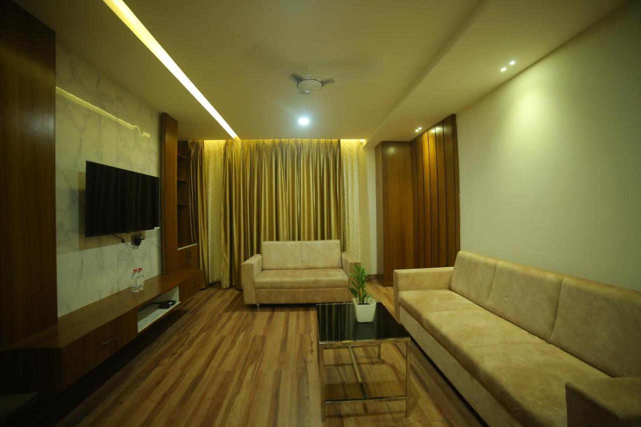 Sree Fortune Grand, Tadepalli Hotel Tadepalle Buitenkant foto