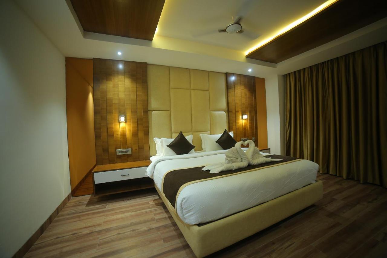 Sree Fortune Grand, Tadepalli Hotel Tadepalle Buitenkant foto