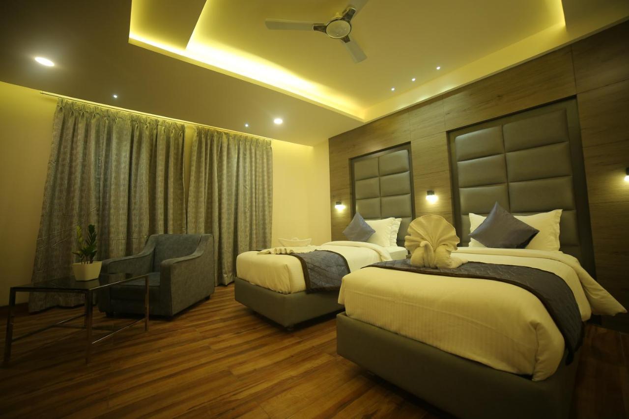 Sree Fortune Grand, Tadepalli Hotel Tadepalle Buitenkant foto